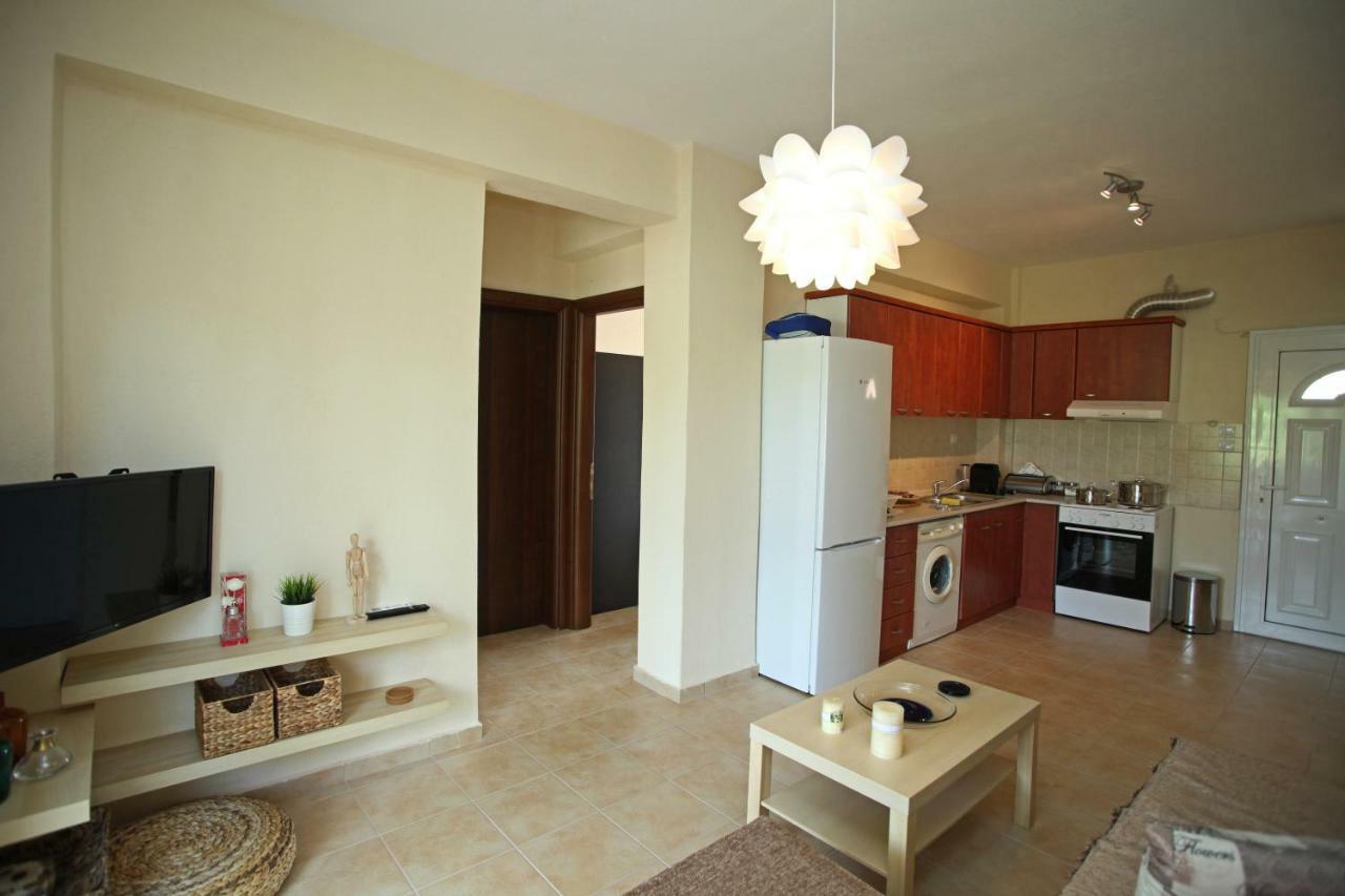 Anna'S Apartment Skála Foúrkas Екстериор снимка